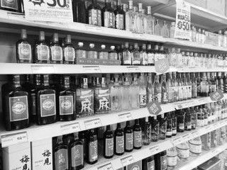 中高端白酒逆势涨价 价值回归还是营销噱头？